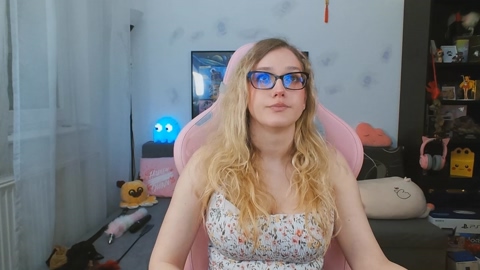 LunaNicole  04-04-2023